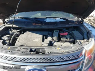 2013 Ford Explorer Limited with VIN 1FM5K8F89DGA61027, listed as a IAAI auction lot 41493307 with 186,969 mi miles. Bid and sale history available at carsss.com. Image 10.