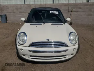 2008 MINI Convertible с VIN WMWRF33538TG18650, выставлен на аукционе Copart как лот 55820245 с пробегом 100 980 миль миль и Списание • Salvage title. История ставок и продаж доступна на DreamBid. Изображение 5.