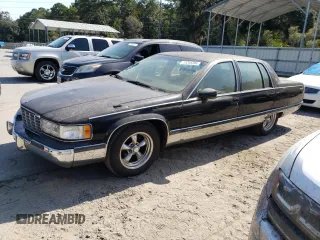 1994 Cadillac Fleetwood z VIN 1G6DW52PXRR704063, wystawiony jako Copart lot #75345394 z przebiegiem 96 067 mil mil oraz Szkody całkowita. Historia ofert i sprzedaży dostępna na DreamBid. Obrazek 1.