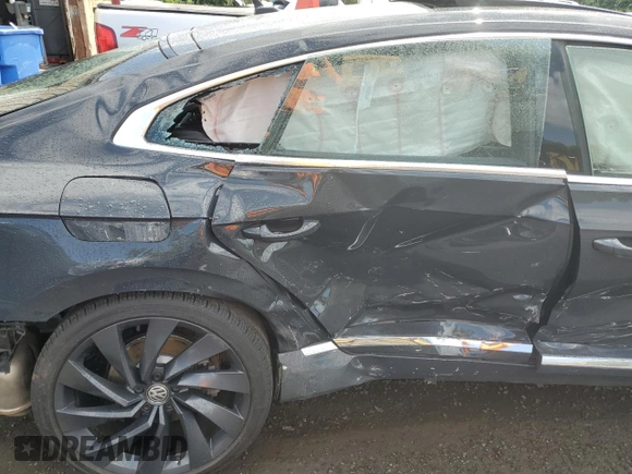 2020 Volkswagen Arteon SE R-Line with VIN WVWSR7ANXLE012939, listed as a Copart auction lot 68268484 with 31,006 mi miles and Salvage title. Bid and sale history available at DreamBid. Image 10.