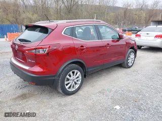 2022 Nissan Rogue Sport SV with VIN JN1BJ1BW6NW487449, listed as a IAAI auction lot 41937506 with 61,503 mi miles. Bid and sale history available at carsss.com. Image 4.