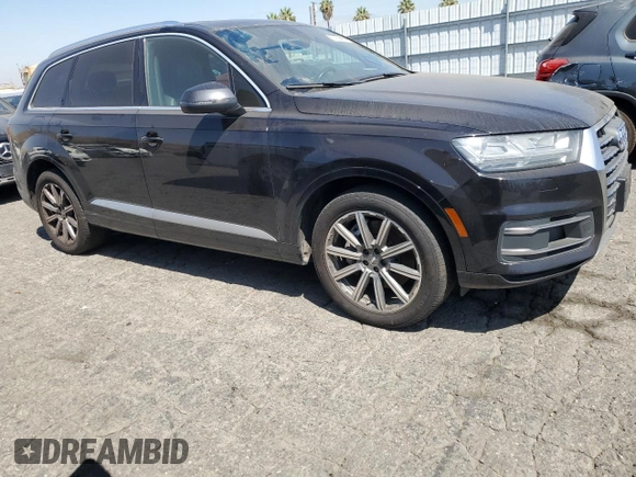 2018 Audi Q7 Premium Plus with VIN WA1LAAF70JD028163, listed as a Copart auction lot 61989305 with 191,095 mi miles and Clean title. Bid and sale history available at DreamBid. Image 4.