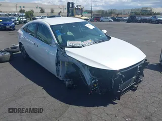 2019 Honda Insight EX with VIN 19XZE4F52KE005648, listed as a IAAI auction lot 41935225 with 68,312 mi miles. Bid and sale history available at carsss.com. Image 14.