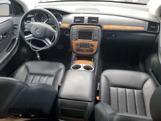 2009 Mercedes-Benz R 3.5L with VIN 4JGCB65E99A095904, listed as a Copart auction lot 54582555 with 212,274 mi miles and Salvage Title. Bid and sale history available at DreamBid. Image 8.