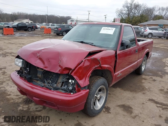 1998 Chevrolet S-10 with VIN 1GCCS144XWK264558, listed as a IAAI auction lot 41560611 with 216,629 mi miles. Bid and sale history available at carsss.com. Image 6.