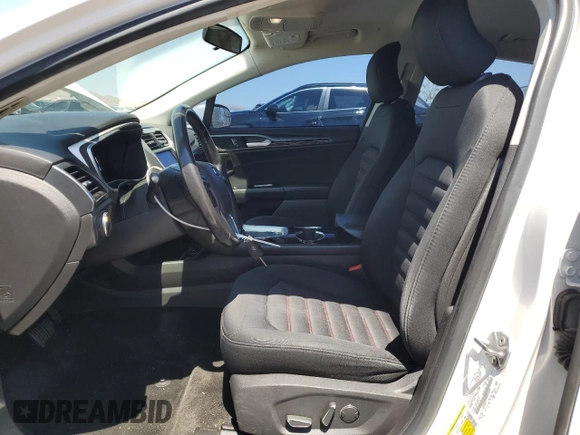 2016 Ford Fusion SE Hybrid с VIN 3FA6P0LU4GR259692, выставлен на аукционе Copart как лот 57100415 с пробегом 154 051 миль миль и Списание • Salvage title. История ставок и продаж доступна на DreamBid. Изображение 7.