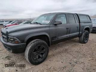 2000 Dodge Dakota Sport with VIN 1B7GG2AN1YS698330, listed as a Copart auction lot 43541235 with 160,505 mi miles and Salvage Title. Bid and sale history available at carsss.com. Image 1.