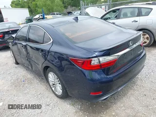 2016 Lexus ES 330 z VIN 58ABK1GG7GU025058, wystawiony jako IAAI lot #42072414 z przebiegiem 120 678 mil mil oraz . Historia ofert i sprzedaży dostępna na DreamBid. Obrazek 3.