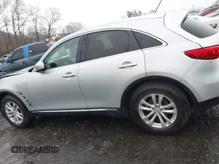 2016 Infiniti QX70 with VIN JN8CS1MU1GM671887, listed as a IAAI auction lot 41741481 with 88,547 mi miles and . Bid and sale history available at DreamBid. Image 15.