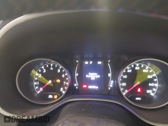 2020 Jeep Compass Latitude with VIN 3C4NJDBB7LT157086, listed as a IAAI auction lot 41263623 with 103,783 mi miles and . Bid and sale history available at DreamBid. Image 7.