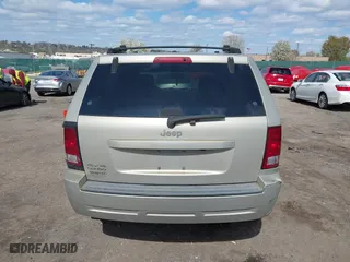 2007 Jeep Grand Cherokee Laredo with VIN 1J8GR48KX7C513145, listed as a IAAI auction lot 41994486 with 188,870 mi miles. Bid and sale history available at carsss.com. Image 16.