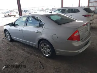 2010 Ford Fusion SE with VIN 3FAHP0HG3AR285574, listed as a IAAI auction lot 41830719 with 155,184 mi miles. Bid and sale history available at carsss.com. Image 3.