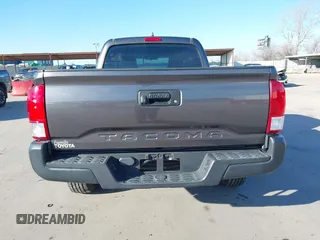 2016 Toyota Tacoma SR with VIN 5TFRX5GN7GX064572, listed as a IAAI auction lot 41640013 with 70,659 mi miles and . Bid and sale history available at carsss.com. Image 17.