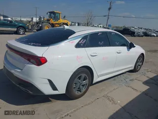 2022 Kia K5 LXS with VIN 5XXG14J25NG084342, listed as a IAAI auction lot 41360345 with 62,993 mi miles. Bid and sale history available at carsss.com. Image 4.