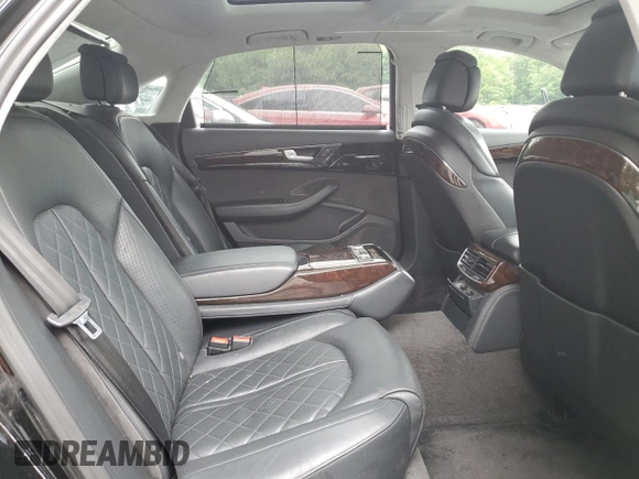 2016 Audi A8 Sport z VIN WAU43AFD2GN005719, wystawiony jako Copart lot #60746275 z przebiegiem 125 802 mil mil oraz Szkoda całkowita • Salvage title. Historia ofert i sprzedaży dostępna na DreamBid. Obrazek 10.