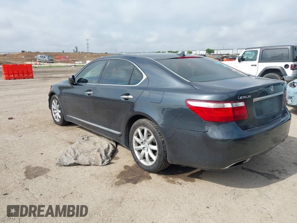 2009 Lexus LS 460 с VIN JTHCL46F095001574, выставлен на аукционе IAAI как лот 42115283 с пробегом 123 944 миль миль и . История ставок и продаж доступна на DreamBid. Изображение 3.