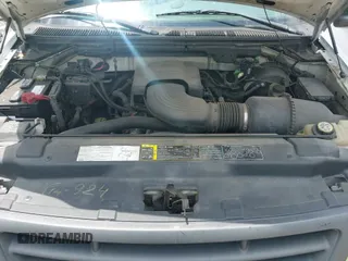 2004 Ford F-150 XL с VIN 2FTRF17W84CA35714, выставлен на аукционе IAAI как лот 42610810 с пробегом 129 865 миль миль и . История ставок и продаж доступна на DreamBid. Изображение 15.