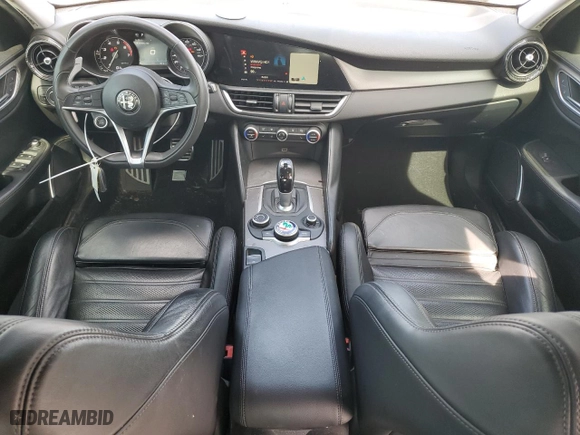 2018 Alfa Romeo Giulia Ti with VIN ZARFAECN9J7576700, listed as a Copart auction lot 49012105 with 82,941 mi miles and Clean Title. Bid and sale history available at carsss.com. Image 8.