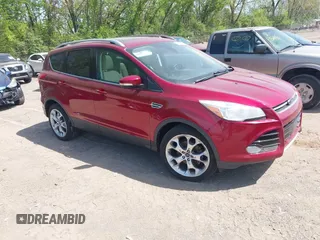 2014 Ford Escape Titanium with VIN 1FMCU0JX8EUC19300, listed as a IAAI auction lot 42138925 with 111,709 mi miles. Bid and sale history available at carsss.com. Image 1.