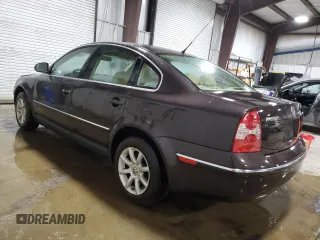 2004 Volkswagen Passat GLS z VIN WVWPD63B24P158792, wystawiony jako Copart lot #53449945 z przebiegiem 90 749 mil mil oraz Szkoda całkowita • Salvage title. Historia ofert i sprzedaży dostępna na DreamBid. Obrazek 2.