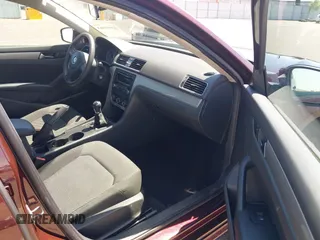 2013 Volkswagen Passat S with VIN 1VWAP7A31DC029851, listed as a IAAI auction lot 42191963 with 24,862 mi miles and . Bid and sale history available at DreamBid. Image 5.
