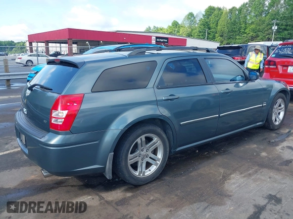 2005 Dodge Magnum RT z VIN 2D4GV58235H164951, wystawiony jako IAAI lot #42325563 z przebiegiem 177 746 mil mil oraz . Historia ofert i sprzedaży dostępna na DreamBid. Obrazek 4.