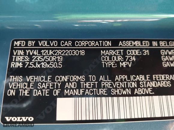 2024 Volvo XC40 Core Bright Theme with VIN YV4L12UK2R2203018, listed as a IAAI auction lot 41288025 with 10,378 mi miles. Bid and sale history available at carsss.com. Image 9.