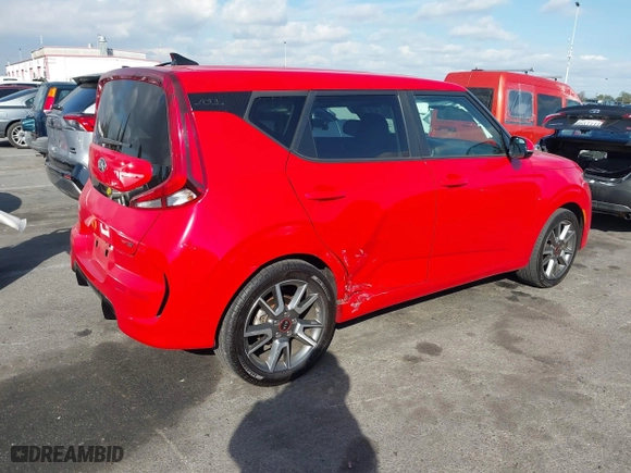 2020 Kia Soul GT-Line with VIN KNDJ63AU2L7014807, listed as a IAAI auction lot 41494439 with 98,315 mi miles. Bid and sale history available at carsss.com. Image 4.