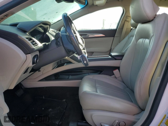 2019 Lincoln MKZ Standard with VIN 3LN6L5A98KR605040, listed as a Copart auction lot 77235584 with 0 mi miles and Salvage Title. Bid and sale history available at carsss.com. Image 7.
