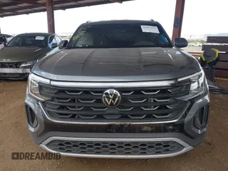 2024 Volkswagen Atlas SE with VIN 1V2DE2CA0RC250660, listed as a IAAI auction lot 42085431 with 14,268 mi miles and . Bid and sale history available at DreamBid. Image 12.