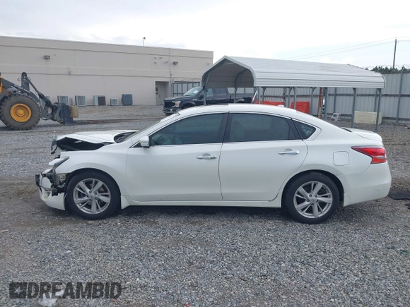 2015 Nissan Altima 2.5 with VIN 1N4AL3APXFN405079, listed as a IAAI auction lot 42463237 with 244,848 mi miles and . Bid and sale history available at DreamBid. Image 14.