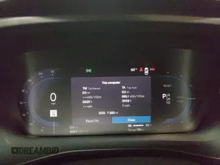 2023 Volvo C40 Ultimate с VIN YV4ED3GM2P2049667, выставлен на аукционе Copart как лот 48086045 с пробегом 7 830 миль миль и Чистый • Clean title. История ставок и продаж доступна на DreamBid. Изображение 9.