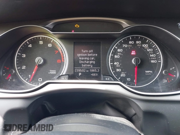 2013 Audi A4 Premium z VIN WAUBFAFLXDA157949, wystawiony jako IAAI lot #42159283 z przebiegiem 239 502 mil mil oraz . Historia ofert i sprzedaży dostępna na DreamBid. Obrazek 7.