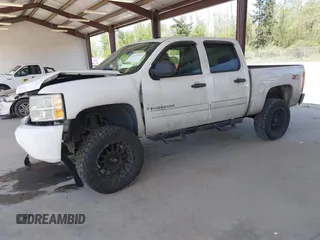 2008 Chevrolet Silverado 1500 LTZ with VIN 3GCEK13338G307620, listed as a IAAI auction lot 42117372 with 171,064 mi miles. Bid and sale history available at carsss.com. Image 17.