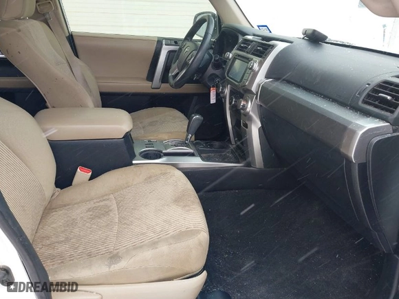 2017 Toyota 4Runner SR5 with VIN JTEZU5JR1H5158802, listed as a IAAI auction lot 41587948 with 114,804 mi miles. Bid and sale history available at carsss.com. Image 5.