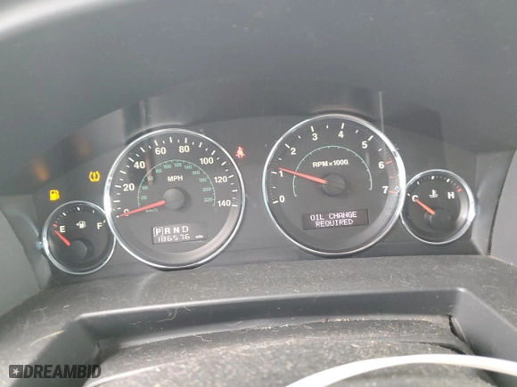 2008 Jeep Commander Sport with VIN 1J8HG48K88C107537, listed as a Copart auction lot 46250125 with 186,576 mi miles and Salvage Title. Bid and sale history available at carsss.com. Image 9.