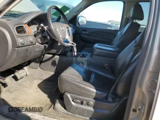 2007 GMC Yukon XL SLT with VIN 1GKFK16387R381473, listed as a Copart auction lot 47806175 with 123,372 mi miles and Salvage Title. Bid and sale history available at DreamBid. Image 7.