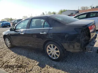 2012 Lincoln MKZ with VIN 3LNHL2GC2CR823583, listed as a Copart auction lot 53664015 with 118,362 mi miles and Salvage Title. Bid and sale history available at carsss.com. Image 2.