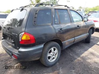 2004 Hyundai Santa Fe GLS z VIN KM8SC73D24U840640, wystawiony jako IAAI lot #42468830 z przebiegiem 92 314 mil mil oraz . Historia ofert i sprzedaży dostępna na DreamBid. Obrazek 4.