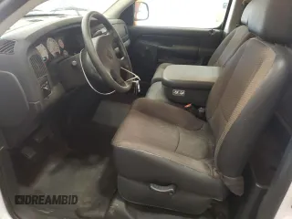2002 Dodge 1500 z VIN 1D7HA16K82J217331, wystawiony jako Copart lot #54049875 z przebiegiem 71 046 mil mil oraz Nie do naprawy • Non repairable. Historia ofert i sprzedaży dostępna na DreamBid. Obrazek 7.
