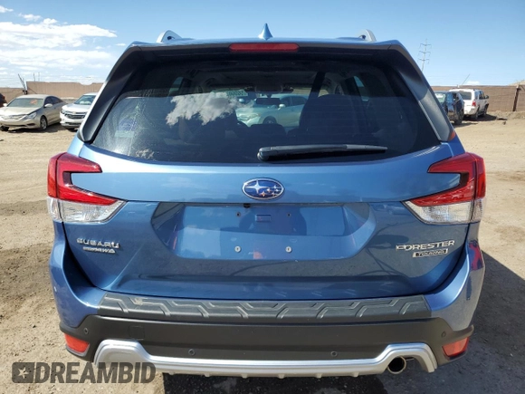 2023 Subaru Forester Touring z VIN JF2SKARC6PH502188, wystawiony jako Copart lot #56960245 z przebiegiem 10 487 mil mil oraz Szkoda całkowita • Salvage title. Historia ofert i sprzedaży dostępna na DreamBid. Obrazek 6.