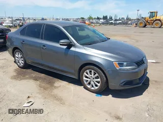 2011 Volkswagen Jetta SE with VIN 3VWDZ7AJ6BM392678, listed as a IAAI auction lot 42828544 with 128,706 mi miles and . Bid and sale history available at DreamBid. Image 1.