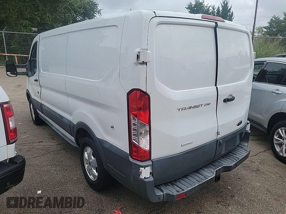2018 Ford Transit с VIN 1FTYR1YG8JKB56227, выставлен на аукционе IAAI как лот 42662659 с пробегом 108 774 миль миль и . История ставок и продаж доступна на DreamBid. Изображение 18.