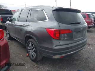 2016 Honda Pilot Touring with VIN 5FNYF6H93GB003106, listed as a IAAI auction lot 41989772 with 110,123 mi miles. Bid and sale history available at carsss.com. Image 3.