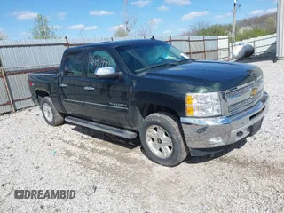2013 Chevrolet Silverado 1500 LT with VIN 3GCPKSE77DG256115, listed as a IAAI auction lot 41984990 with 270,324 mi miles. Bid and sale history available at carsss.com. Image 1.