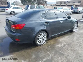 2006 Lexus IS 350 Auto with VIN JTHBE262765006824, listed as a IAAI auction lot 41608050 with 175,582 mi miles. Bid and sale history available at carsss.com. Image 4.