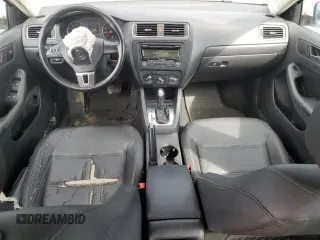 2012 Volkswagen Jetta SE with VIN 3VWDX7AJ3CM472074, listed as a Copart auction lot 61433125 with 185,861 mi miles and Salvage title. Bid and sale history available at DreamBid. Image 8.