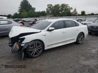 2019 Volkswagen Passat SE R-Line z VIN 1VWMA7A36KC009476, wystawiony jako Copart lot #73101854 z przebiegiem 59 895 mil mil oraz Szkoda całkowita • Salvage title. Historia ofert i sprzedaży dostępna na DreamBid. Obrazek 1.
