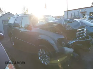 2013 Ford Expedition Limited z VIN 1FMJU2A55DEF69087, wystawiony jako IAAI lot #41358721 z przebiegiem 204 243 mil mil oraz . Historia ofert i sprzedaży dostępna na DreamBid. Obrazek 13.