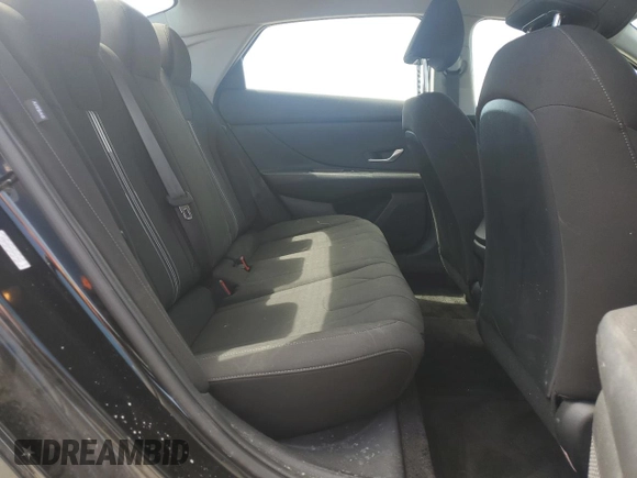 2024 Hyundai Elantra SEL with VIN KMHLM4DG1RU829032, listed as a Copart auction lot 50372215 with 11,495 mi miles and Clean title. Bid and sale history available at DreamBid. Image 10.